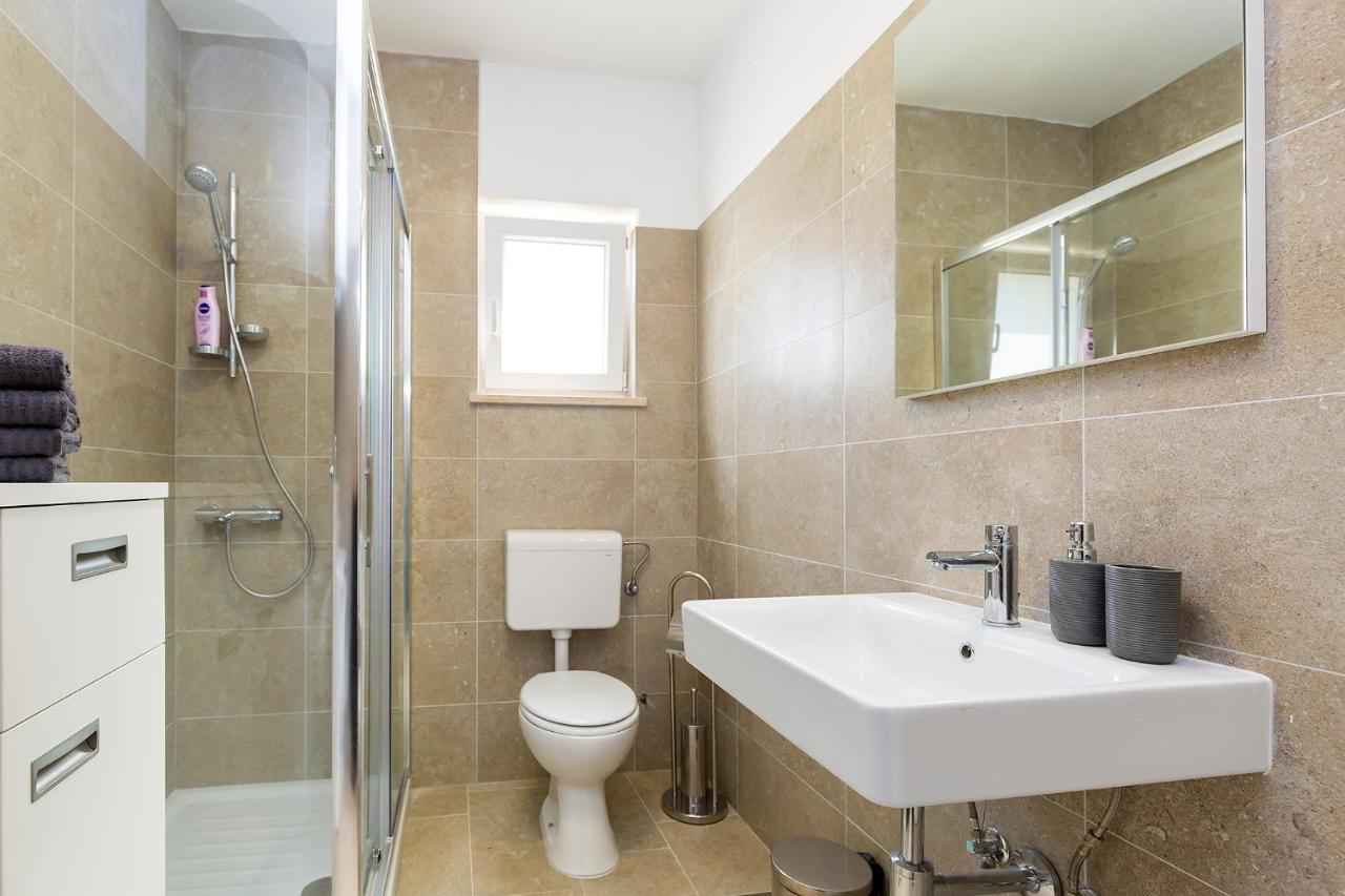 House Anna Apartment Porec Ngoại thất bức ảnh