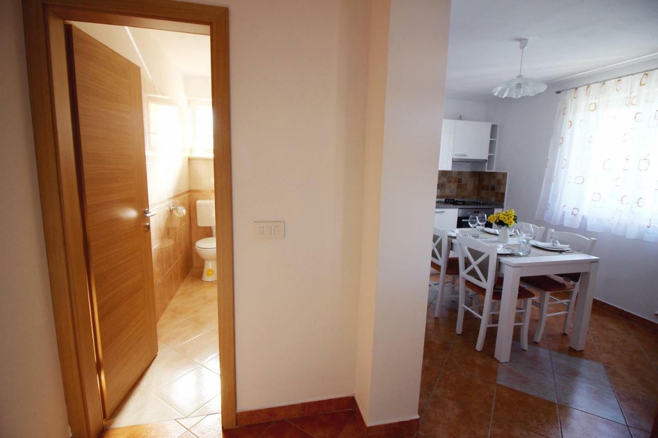 House Anna Apartment Porec Ngoại thất bức ảnh