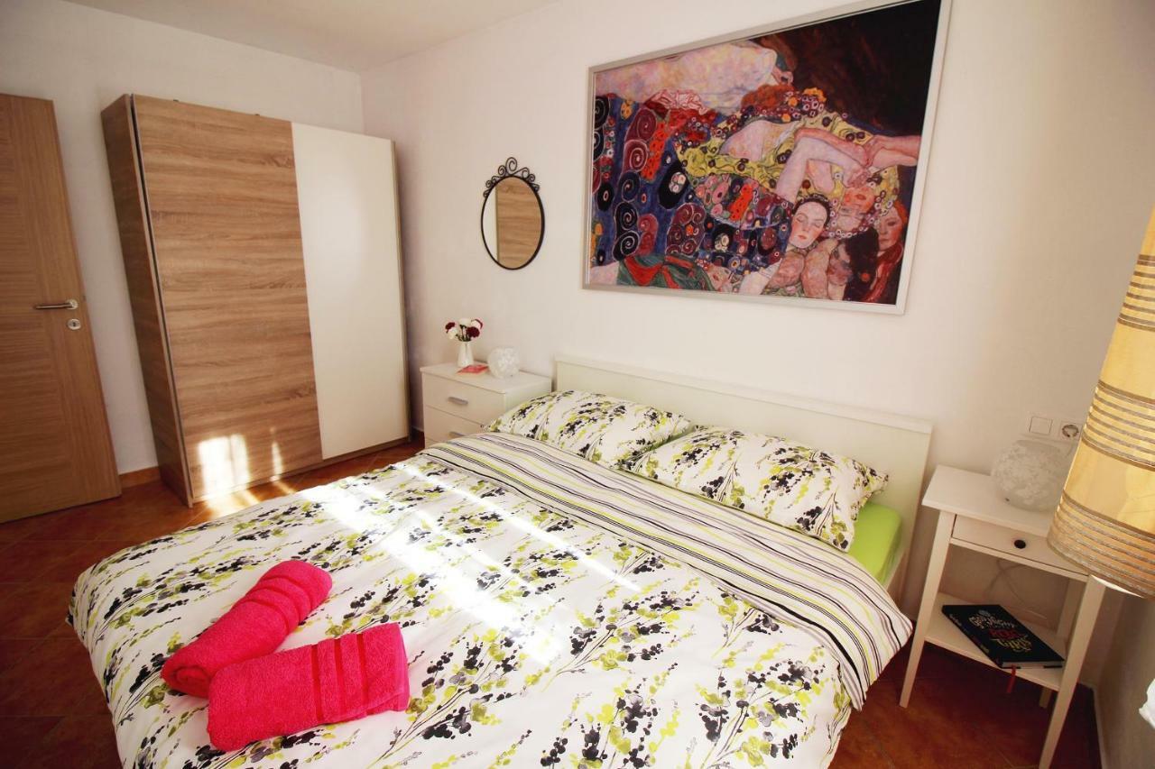 House Anna Apartment Porec Ngoại thất bức ảnh