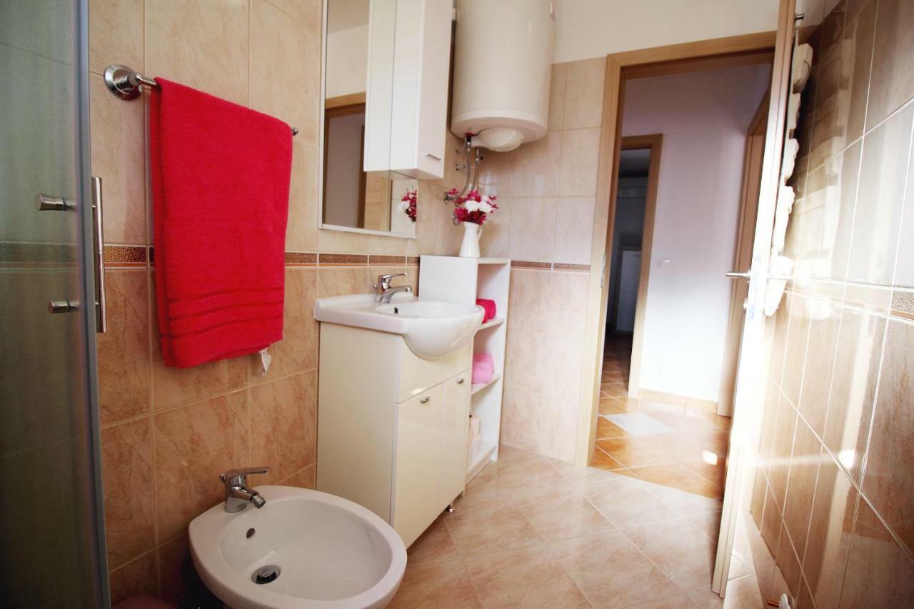 House Anna Apartment Porec Ngoại thất bức ảnh