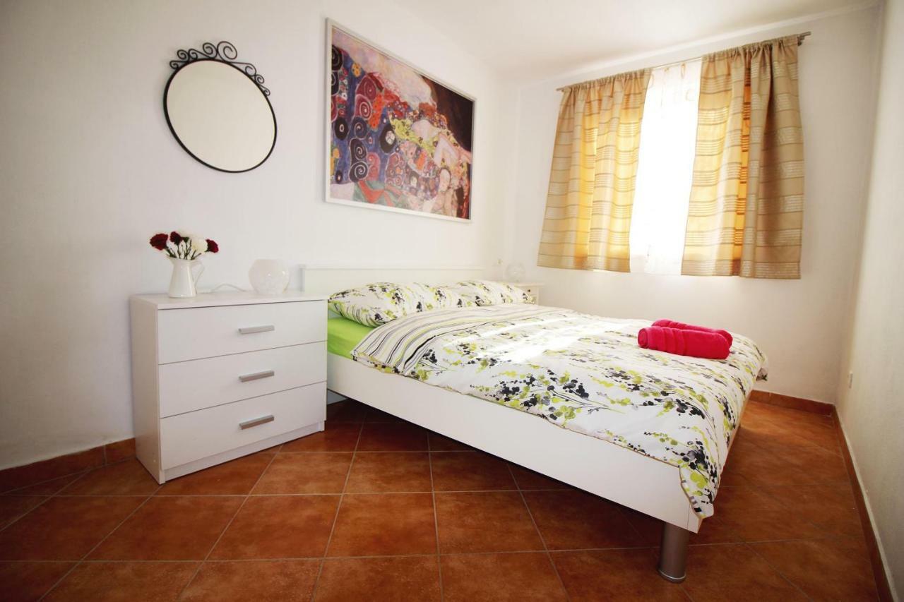 House Anna Apartment Porec Ngoại thất bức ảnh